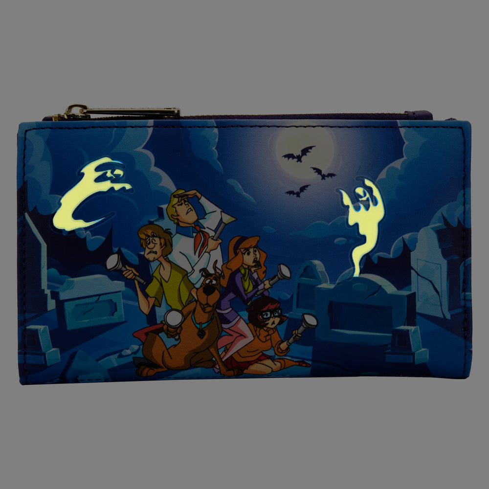 Scooby-Doo! Ghost Chase Glow in the Dark Flap Wallet Front Glow View-zoom