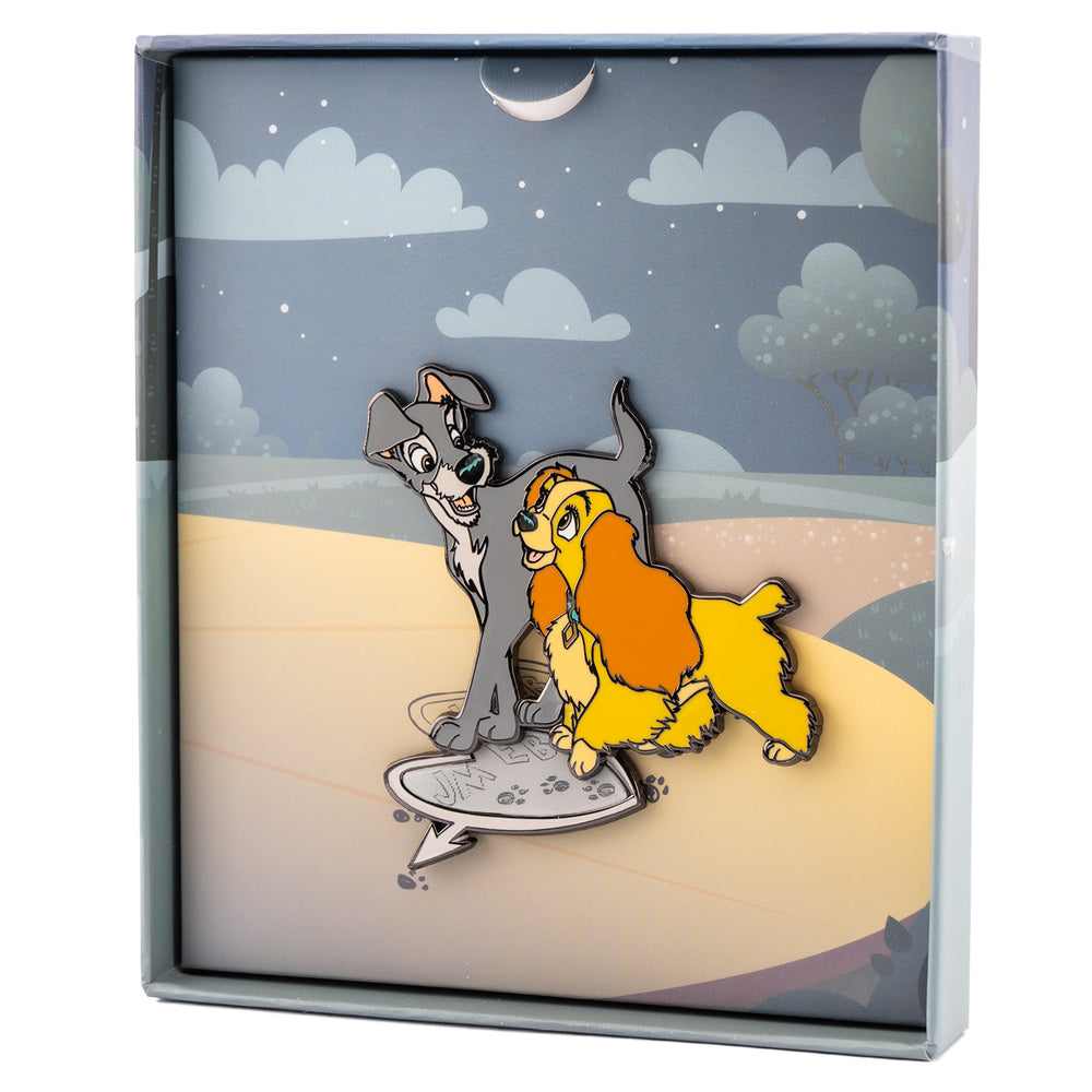 Lady and the Tramp Lenticular Pin Side View without Cover in Box-zoom