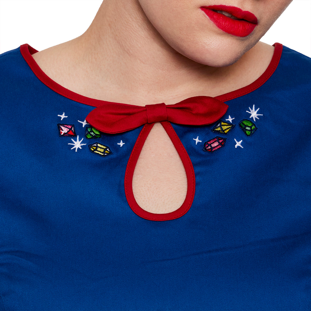Stitch Shoppe Snow White Lauren Dress Closeup Neckline View-zoom